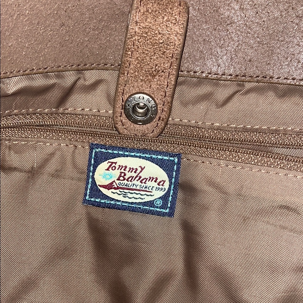 Tommy Bahama Large Tan Burlap and Brown Men's Travel Tote - Picture 2 of 16